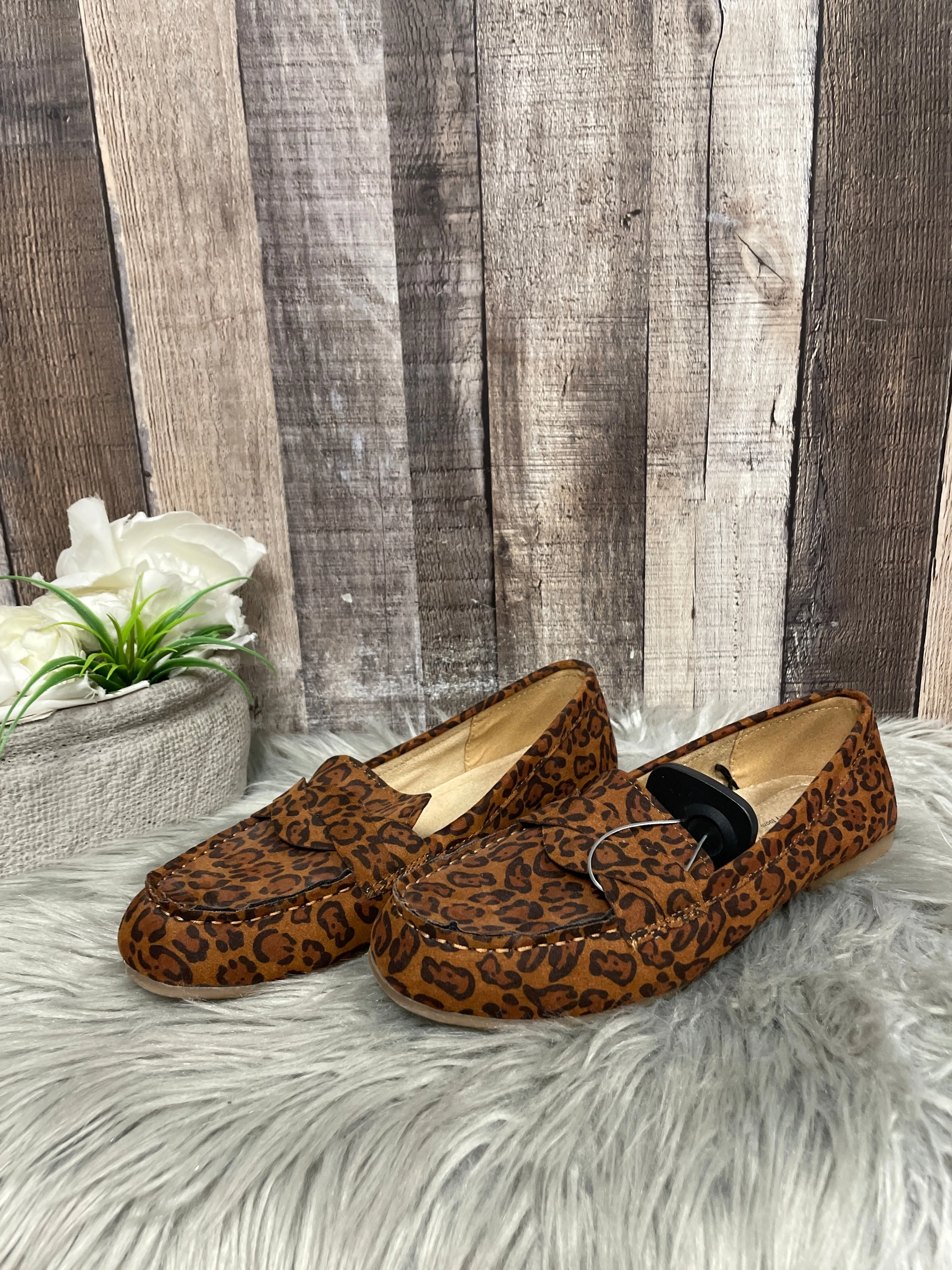 Animal Print Shoes Flats St Johns Bay, Size 7.5