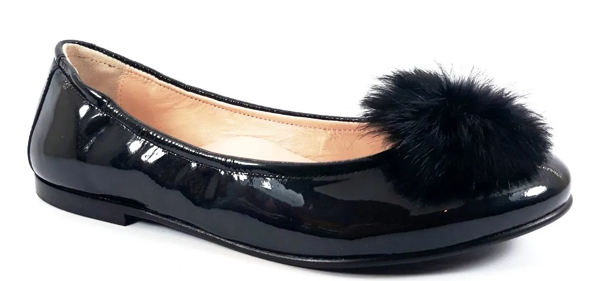 Beberlis Black Pom Pom Flats