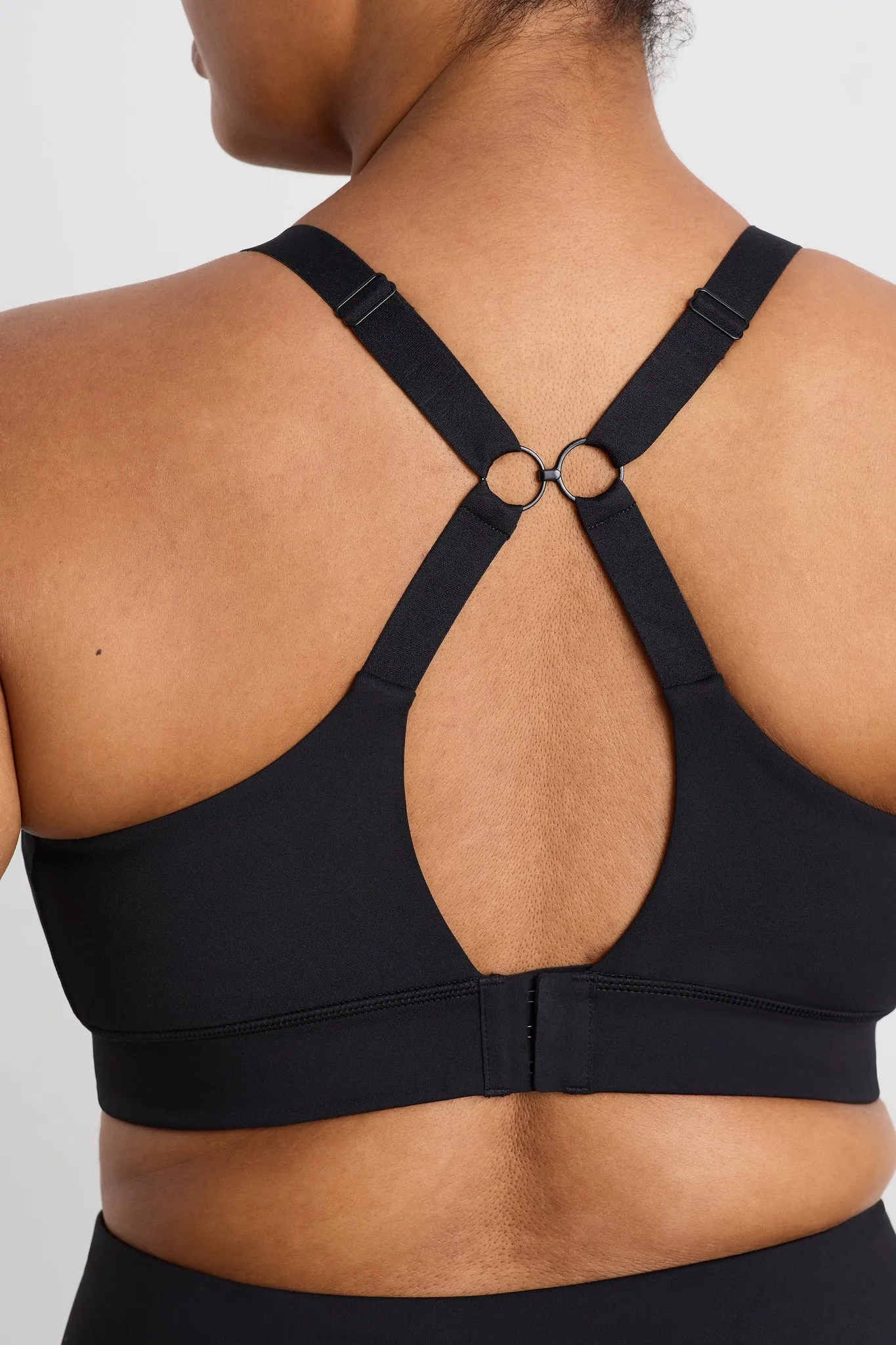 Contrast Adjustable Strap Sports Bra 321