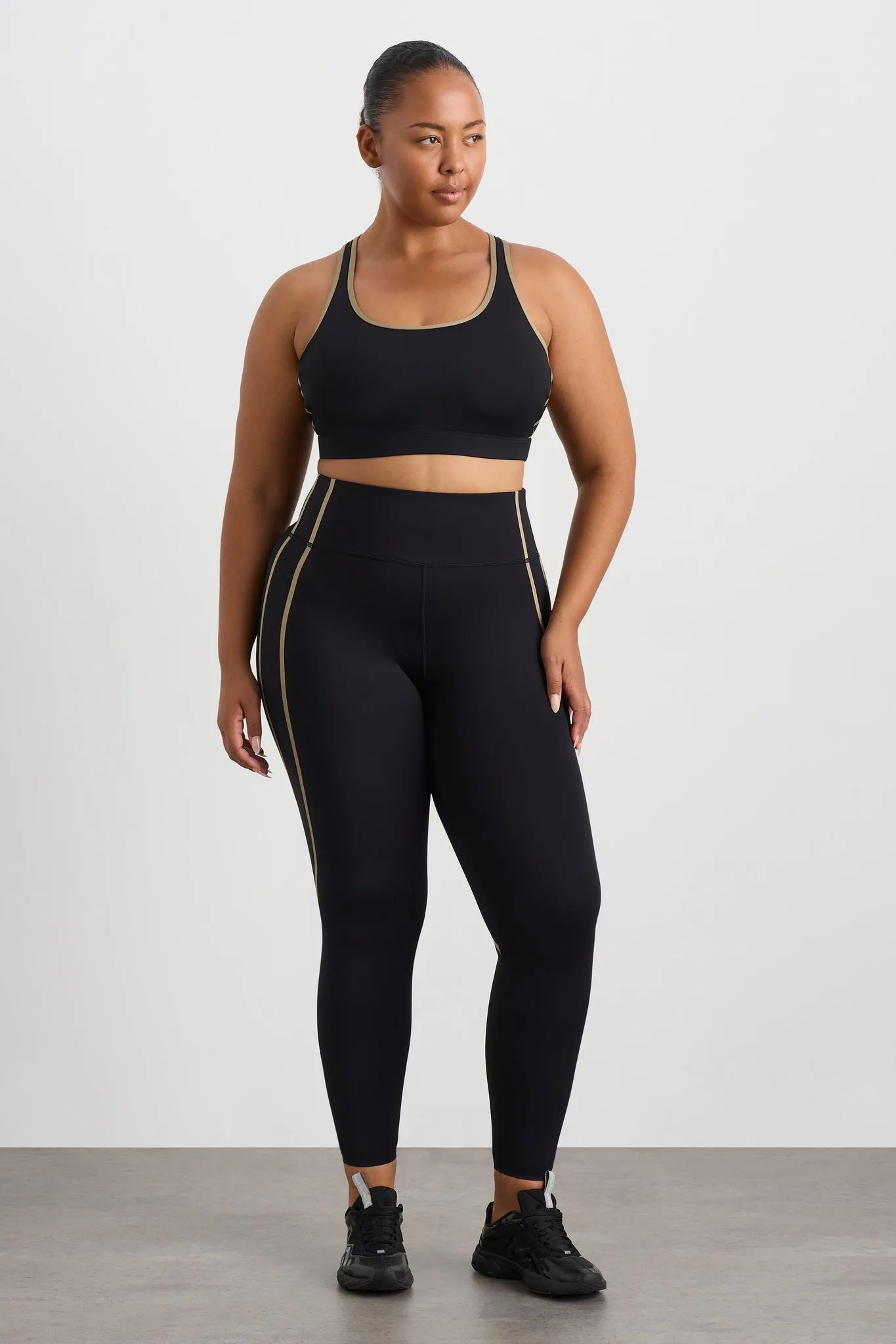 Curved Seam 7/8 Legging 241